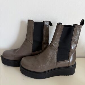 Chunky Sole Chelsea Ankle Boots in Taupe